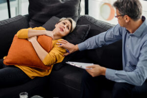 How to Transition From ‘Maybe I Need Help’ to Healing in a Partial Hospitalization Program